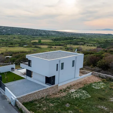 Carbonia Villa *
